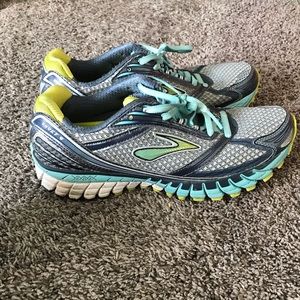Brooks ghost 6 running shoes